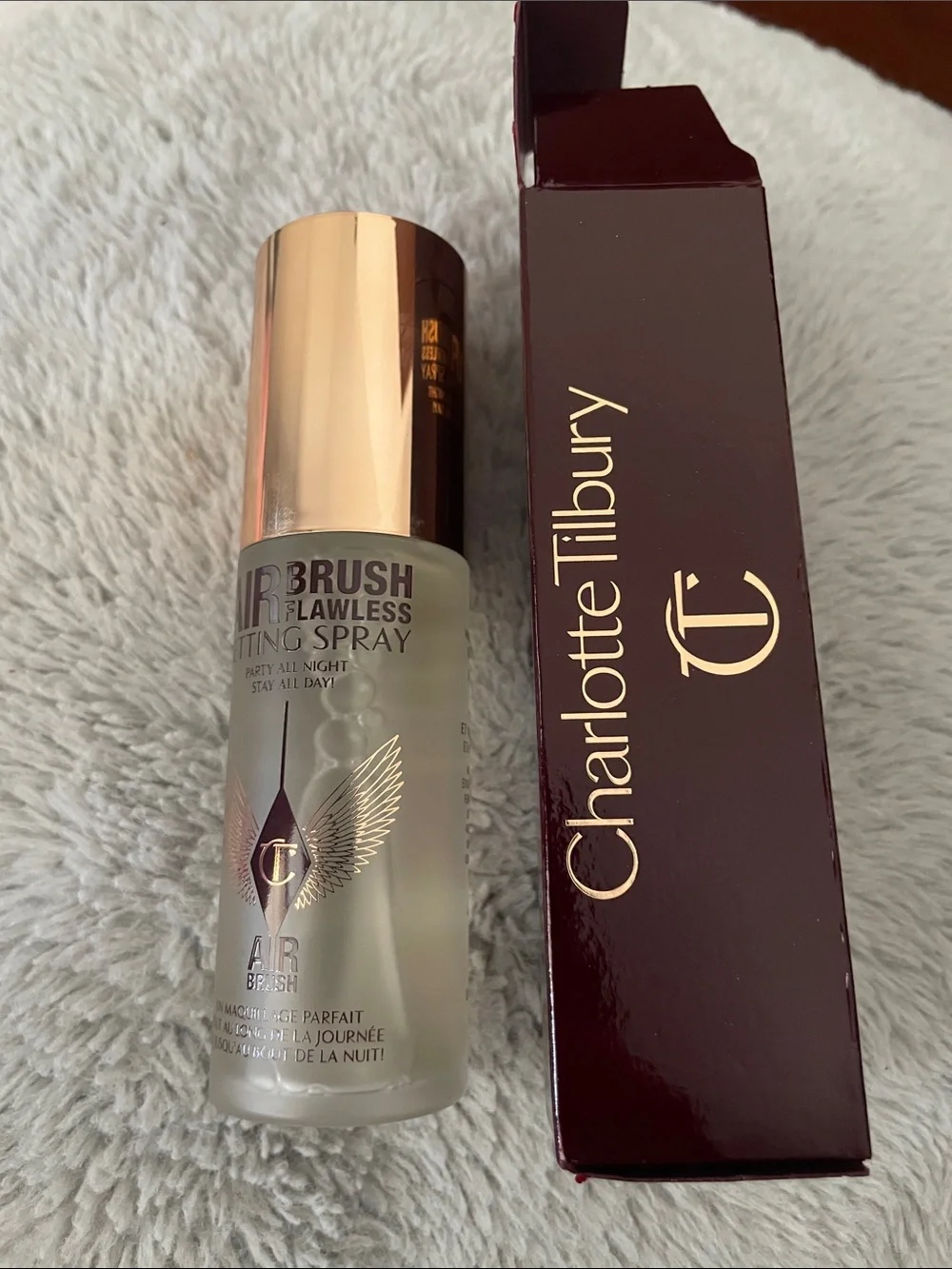 Charlotte Tilbury Airbrush Flawless Setting Spray - Gold & Maroon